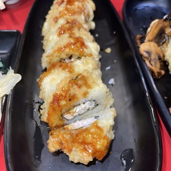 Arigato Sushi - Can't remember the name but we called it plain Jane lol - Sushi Bars Near Me - Sacramento, California