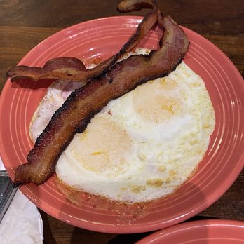 Four Sisters Cafe - Bacon and eggs - Breakfast & Brunch Near Me - Roseville, California