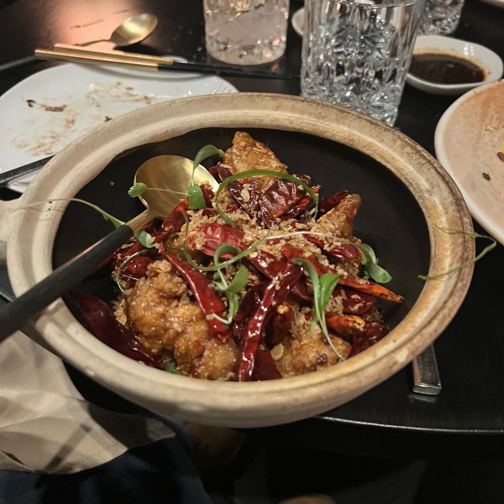 Ultra - Szechuan chicken with heaven facing peppers - Salad Near Me - Toronto, Ontario Ultra - Szechuan chicken with heaven facing peppers - Salad Near Me - Toronto, Ontario