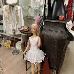 Phog Bounders Antique Mall
