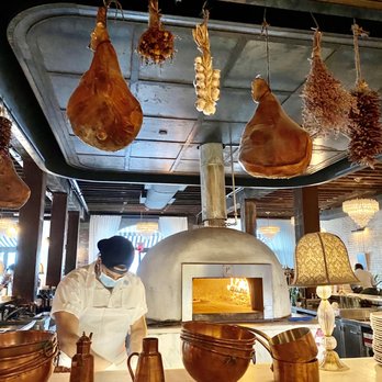 Cecconi's Dumbo - Italian Near Me - Brooklyn, New York Cecconi's Dumbo - Italian Near Me - Brooklyn, New York