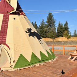 Gold Mountain RV Park - Our tipi deck with a picnic bench