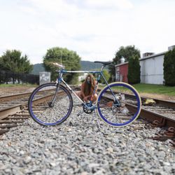 Basic Cycles - Local hipster!