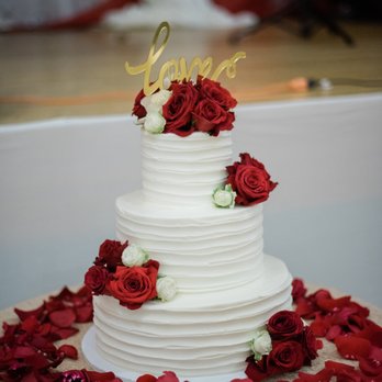 AABCreation - AABCreation provided flowers for our cake! - Floral Designers Near Me - San Jose, California AABCreation - AABCreation provided flowers for our cake! - Floral Designers Near Me - San Jose, California