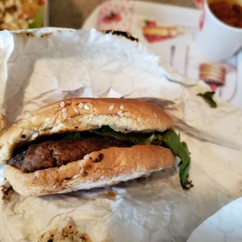 Dees Vegan To Go Cafe - Quarter pound burger that's supposed to have lettuce, tomato, onion, chipotle veganaise, pickles. - Desserts Near Me - Charlotte, North Carolina Dees Vegan To Go Cafe - Quarter pound burger that's supposed to have lettuce, tomato, onion, chipotle veganaise, pickles. - Desserts Near Me - Charlotte, North Carolina