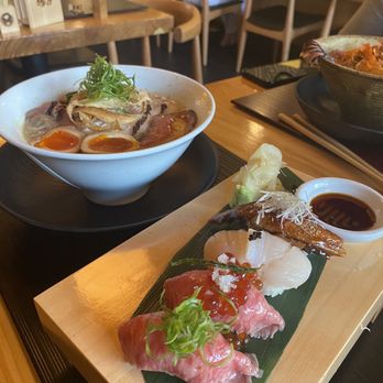 Mensho - 4 Mix Premium Nigiri Sushi - Noodles Near Me - Houston, Texas