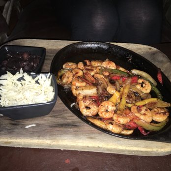 Casa Maria - Honey chipotle shrimp fajitas - pretty good - Seafood Near Me - Tulum, ROO