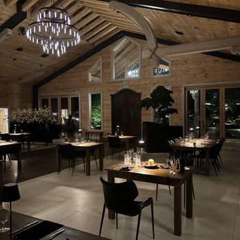 The Falls At Blue Ridge - Inside dining - Diners Near Me - Ellijay, Georgia