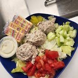 Amanda's Diner - Chicken salad salad