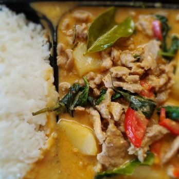 Bangkok Chef - Moiliili - Panang Curry with Potk - Thai Near Me - Honolulu, Hawaii Bangkok Chef - Moiliili - Panang Curry with Potk - Thai Near Me - Honolulu, Hawaii