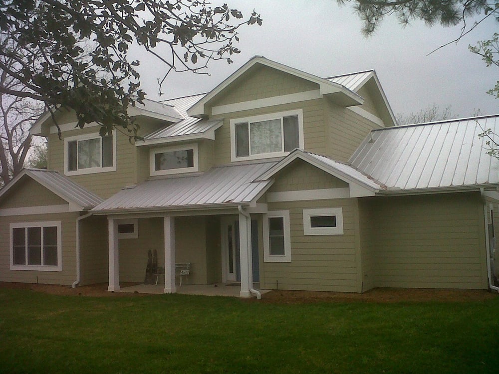 Slide of Starr Roofing & Gutters