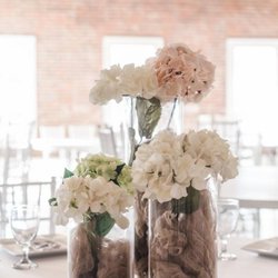 Town and Country Events - Beautiful table scapes