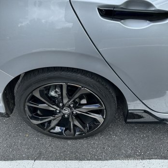 Franklin's Auto Body & Painting - Right fender repair and repaint. - Auto Detailing Near Me - Silver Spring, Maryland Franklin's Auto Body & Painting - Right fender repair and repaint. - Auto Detailing Near Me - Silver Spring, Maryland