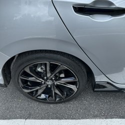 Franklin's Auto Body & Painting - Right fender repair and repaint.
