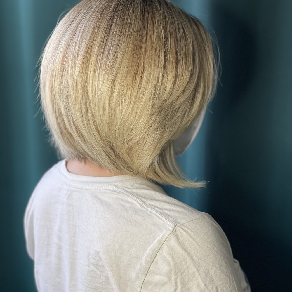 I have so much hair and it's hard to find someone who can actually make it look good! Thank you, Allison!! I have so much hair and it's hard to find someone who can actually make it look good! Thank you, Allison!!