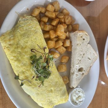 Mari Vees - Mari Vees Omelette - Breakfast & Brunch Near Me - San Marino, California Mari Vees - Mari Vees Omelette - Breakfast & Brunch Near Me - San Marino, California