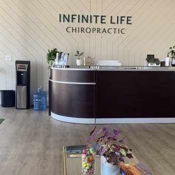 Infinite Life Chiropractic - Lobby/front desk - Chiropractors Near Me - Santa Ana, California Infinite Life Chiropractic - Lobby/front desk - Chiropractors Near Me - Santa Ana, California