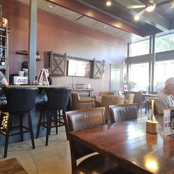 Ashleigh's Downtown Kitchen & Bar - Seating