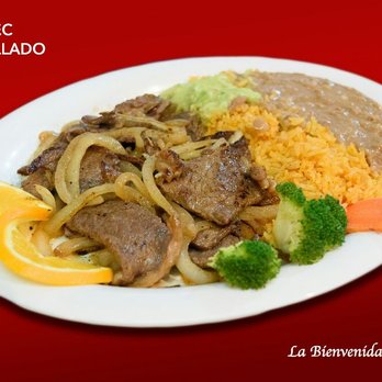 La Bienvenida Restaurante - a plate of food - Mexican Near Me - Woodside, New York La Bienvenida Restaurante - a plate of food - Mexican Near Me - Woodside, New York