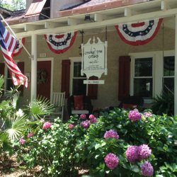 Crooked Tree Cottage
