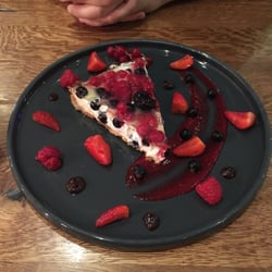 Prologue - Yogurt tart with seasonal berries.