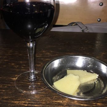 Alhambra - Wine and cheese - Spanish Near Me - Madrid, M Alhambra - Wine and cheese - Spanish Near Me - Madrid, M