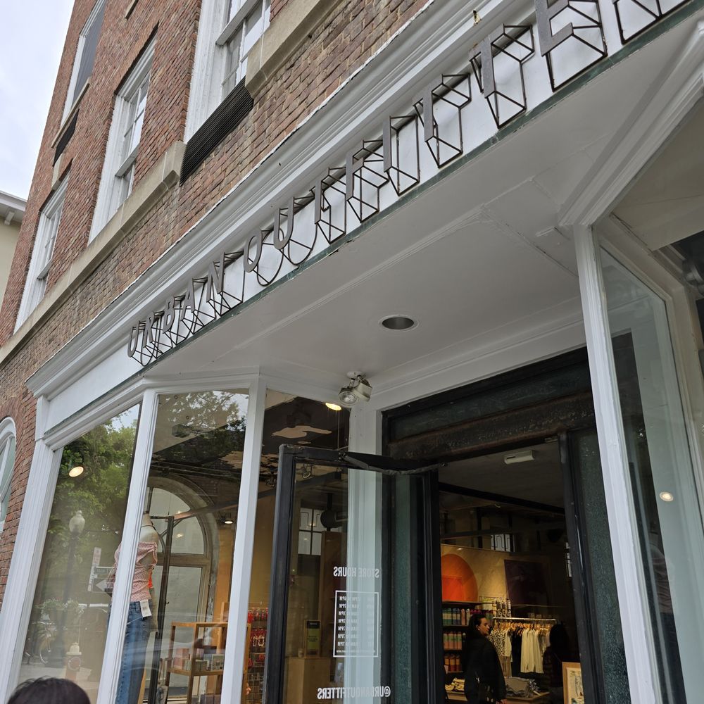Urban Outfitters - outside - Women's Clothing Near Me - Princeton, New Jersey Urban Outfitters - outside - Women's Clothing Near Me - Princeton, New Jersey