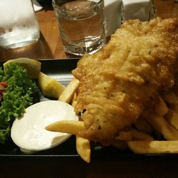 Fat Sally'S Pub & Restaurant - Fish and chips