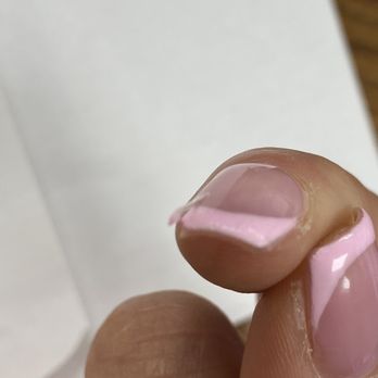 Levon Nail Lounge - Originally gel chipped after three days.. went back to "fix" with them only adding a top coat...two days later that top coat chipped. - Nail Salons Near Me - Upland, California