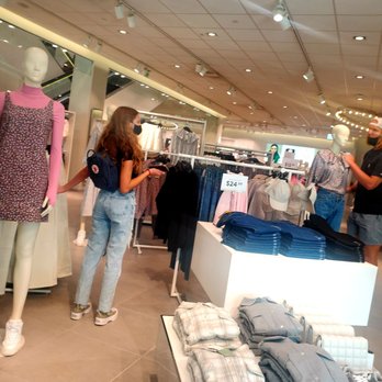 H&M - Let's Shop - Women's Clothing Near Me - Wilmington, North Carolina