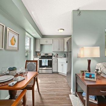 Heathers Manor - Assisted Living Facilities Near Me - Crystal, Minnesota