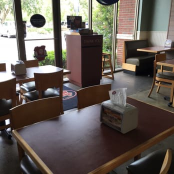 Jersey Mike's Subs - Seating area - Fast Food Near Me - Orlando, Florida Jersey Mike's Subs - Seating area - Fast Food Near Me - Orlando, Florida