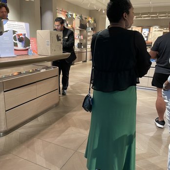 Nespresso Boutique - waiting to get helped - Coffee & Tea Near Me - Walnut Creek, California