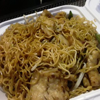 Andy's Kitchen - Chicken chowmein with skinny noodles - Chinese Near Me - Folsom, California