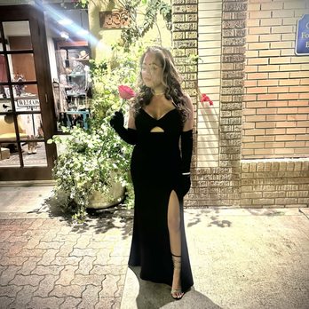 Pink Panther Cleaners - Custom-tailored evening gown.   The item was dry cleaned as well!   Top Notch & Elite Customer Service! - Dry Cleaning Near Me - Tustin, California