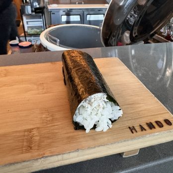 Hando - Blue Crab CUT - Sushi Bars Near Me - Houston, Texas