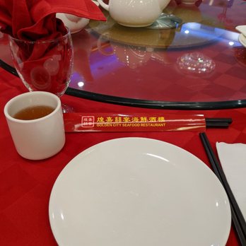 Golden City Seafood Restaurant - The setting - Chinese Near Me - Brooklyn, New York Golden City Seafood Restaurant - The setting - Chinese Near Me - Brooklyn, New York