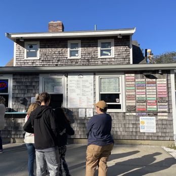 The Shipwreck Ice Cream - Ice Cream & Frozen Yogurt Near Me - Sandwich, Massachusetts