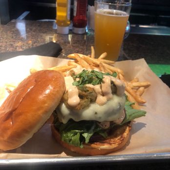 BJ's Restaurant & Brewhouse - Crispy jalapeño burger - New American Near Me - Sunset Valley, Texas
