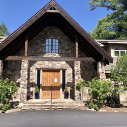 Coward Hicks and Siler - Exterior