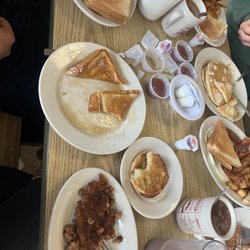 Martha's Dracut Family Diner