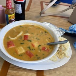 Pupuseria Metapan - Sopa de marisco