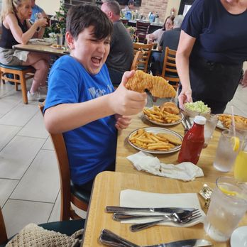 Lina's Restaurant - Sandwiches Near Me - Tampa, Florida Lina's Restaurant - Sandwiches Near Me - Tampa, Florida