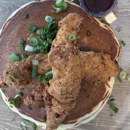 Crispy Chicken and Cakes Crispy Chicken and Cakes
