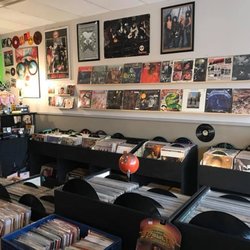 Viv & Dickey's