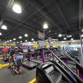 Planet Fitness - Gyms Near Me - Largo, Florida Planet Fitness - Gyms Near Me - Largo, Florida