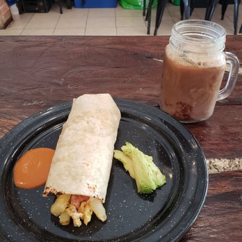 Madrez Café - Meat lovers burrito - Breakfast & Brunch Near Me - Playa del Carmen, ROO