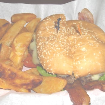 Gina's Cafe - Bacon Cheeseburger w Wedge Fries - Cafes Near Me - Stockton, California