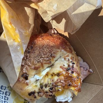 Bagel Babes - Food Trucks Near Me - San Antonio, Texas