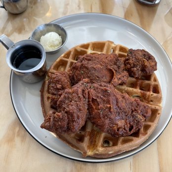 Toast Kitchen & Bakery - Nashville Fried chicken and waffles - Breakfast & Brunch Near Me - Tustin, California